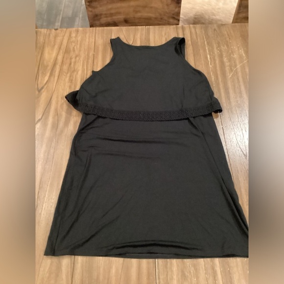 J. Jill Wearever Collection Sleeveless Crochet Trimmed black tier mini dress MP - Picture 1 of 11